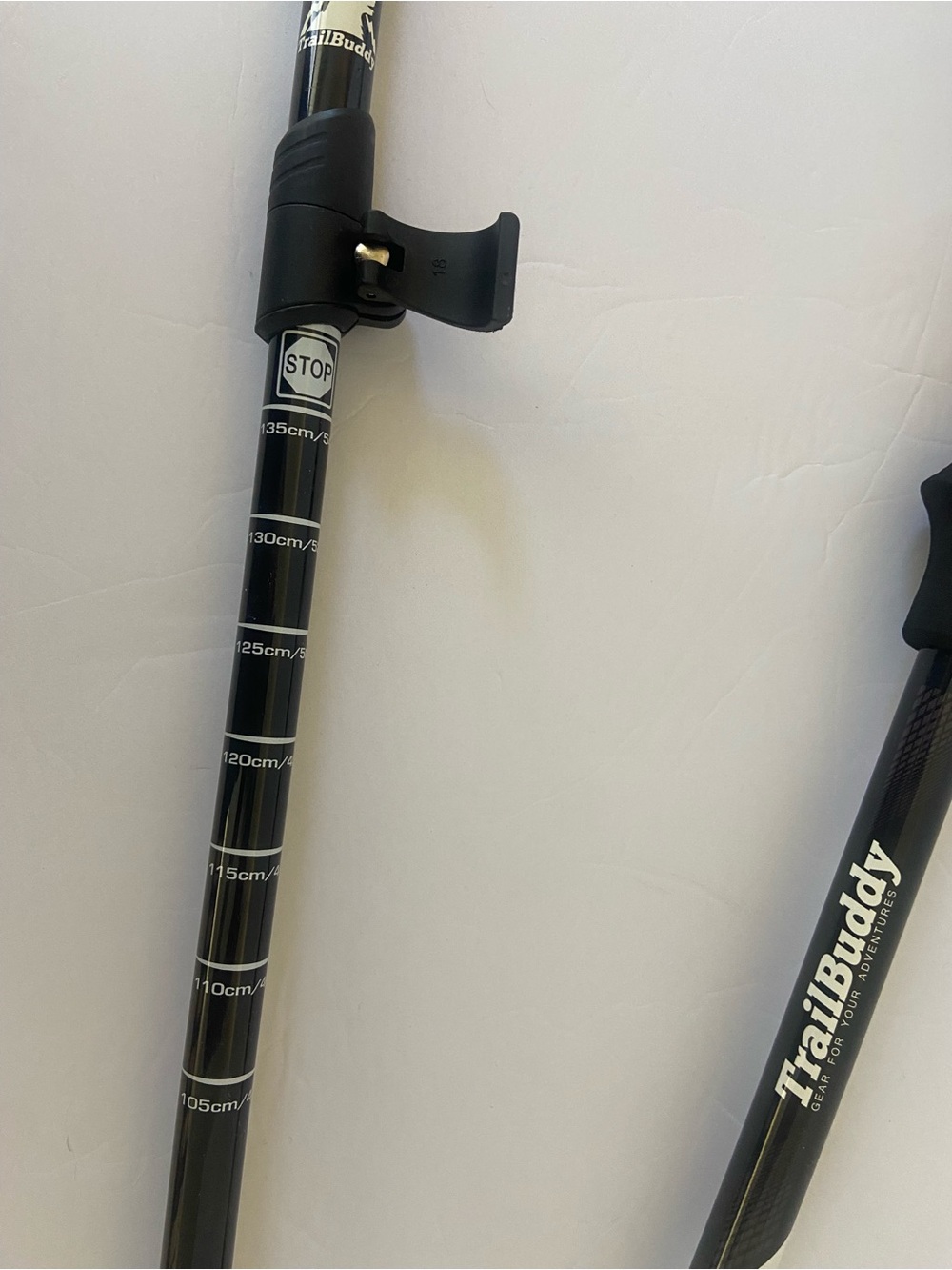 New - TrailBuddy Trekking Poles Black Aluminum - Cork Handle - 105 to 135cm - Picture 3 of 6